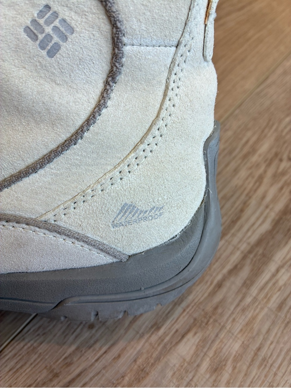 Columbia Lavella 2 suede Winter Faux-Fur Lace-Up Snow Boots white waterproof 9 - Picture 4 of 8